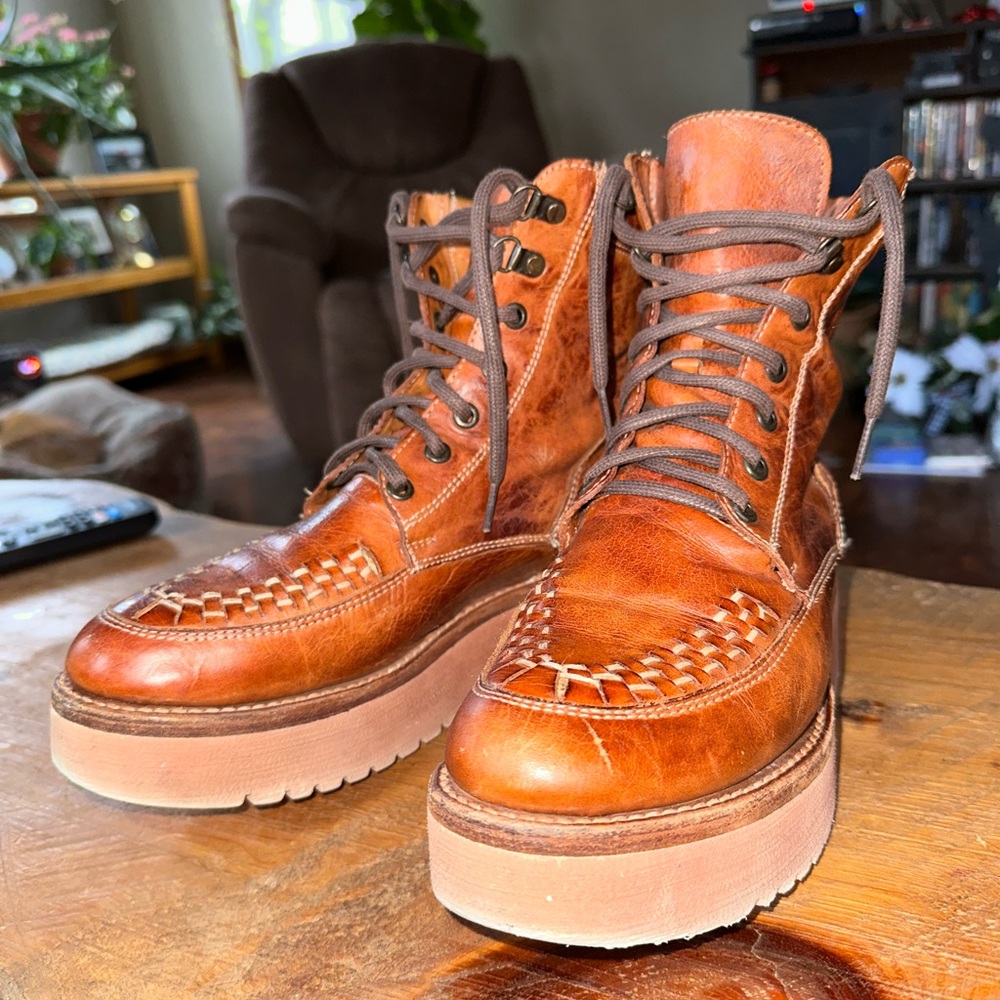 BED STU ELISHA - 7.5 COGNAC DIP DYE BOOT